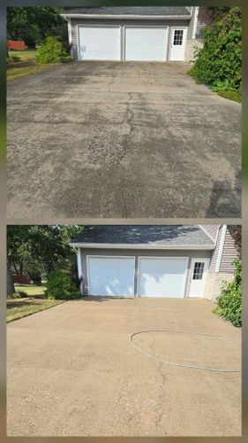 Driveway & Sidewalk Cleaning for Marten Pressure Washing in Litchfield, IL