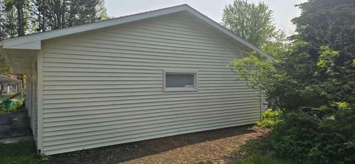  for Mahner Service in Medford, WI