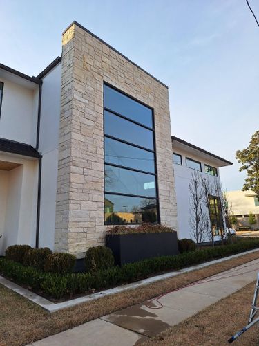 Window Cleaning for Connected Exterior Cleaning in Dallas, TX