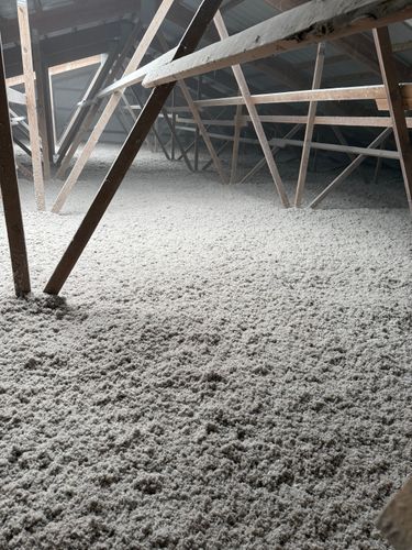 Blown Insulation for D&J Insulation in Howard Lake, MN