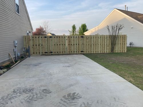 Wood Fencing for Sea Level Fence in Virginia Beach, VA