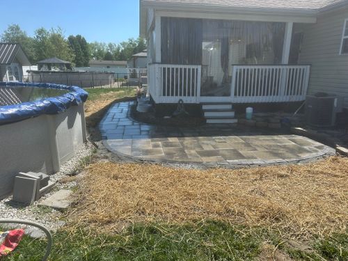 Landscape Installation for Mayfield Landscaping in Staunton, IL