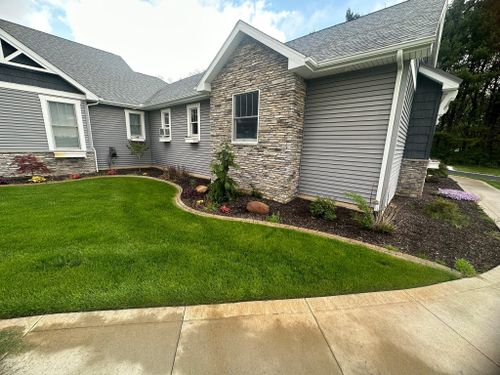  for FIRST CLASS GRASS LLC in Syracuse, IN