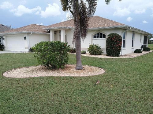 Flowerbed Installation and Maintenance for Unity Maintenance and More LLC in Englewood, FL