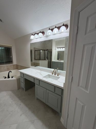 Bathroom Remodeling for MOCO Paint and Remodeling in Spring, TX
