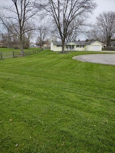 Lawn Care and Maintenance for R&M Lawn Control in Defiance, OH