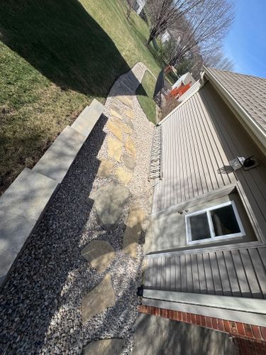  for Thomas' Lawn Care in Maryville, MO