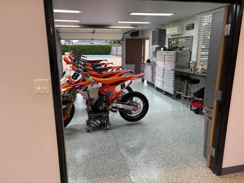 Garages for PRYME EPOXY in Mayer, AZ