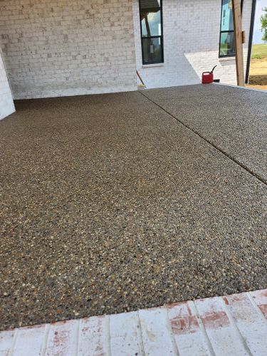 Concrete Driveways for Hellards Excavation and Concrete Services LLC in Mount Vernon, KY