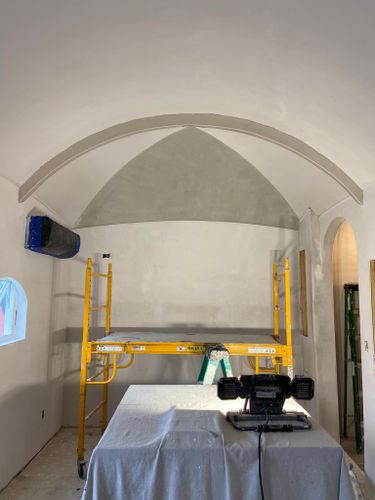 Plasterer for Crown General Contracting in Free Union, VA