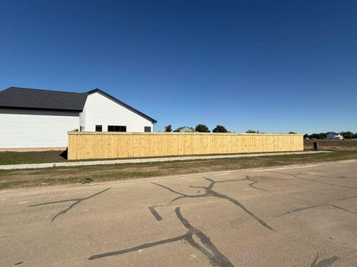 Fence Installation for Illinois Fence & Outdoors in Kewanee, IL