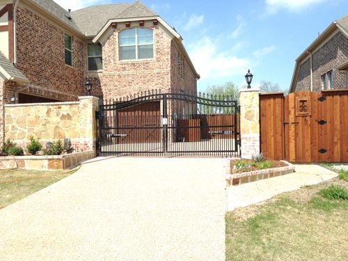 Gate Installation for Suburban Fence and Gate in Plano, TX