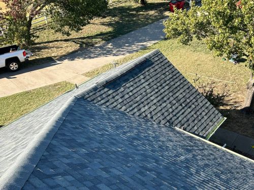 Roofing Installation for Royalty Contracting Roofing in Saginaw, TX