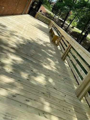  for Pennington Fence Co in Tupelo, MS