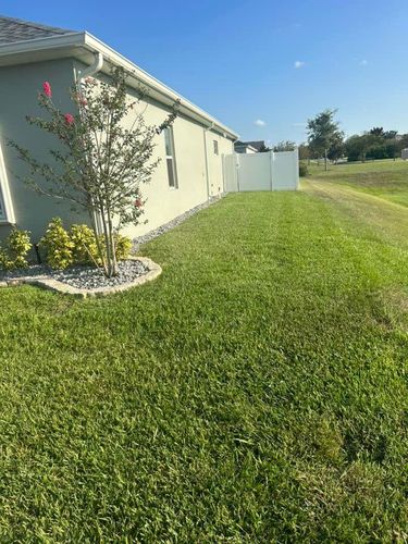 All Photos for Estrada All Pro Lawn Service in Auburndale, Florida