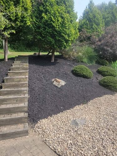 Mulch Installation for Xtreme landscaping LLC in Cambridge, OH