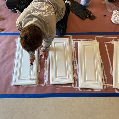 Kitchen and Cabinet Refinishing for Conley Brothers Painting in Mishawaka, IN
