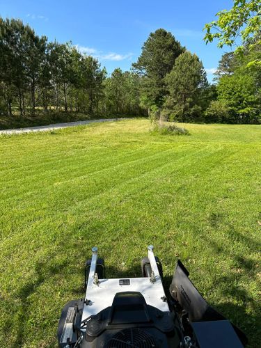 Mowing for Cowboys Lawn Care & Pressure/Soft Washing in Carrollton, Georgia