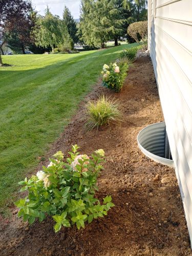 Landscaping Services for Conoy Acres Lawn Service in Elizabethtown, PA