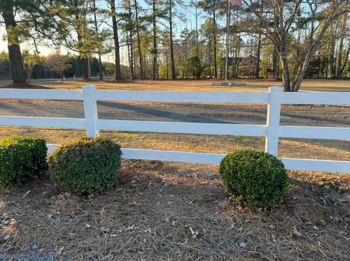 Split Rail for 4 In The Fire Fencing LLC in Darlington, SC