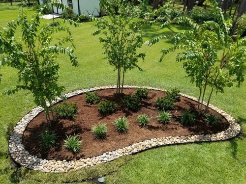 Mulch Installation for Natural View Landscape, Inc.  in Loxahatchee, FL