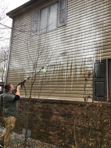 Pressure washing for B.D. Bowling Enterprise LLC in Bowling Green, Kentucky