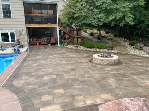Landscape Installation for Mayfield Landscaping in Staunton, IL