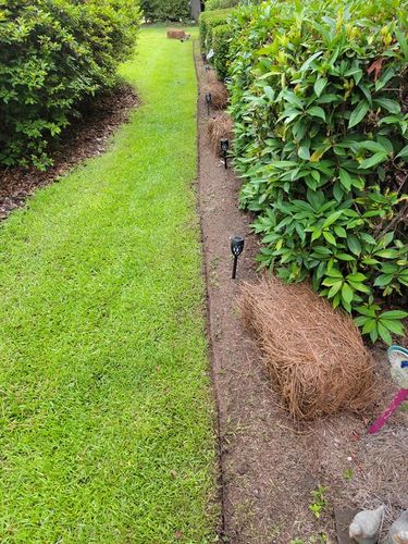 Mulch Installation for 1 Man Does It Lawn Service in Columbia, SC