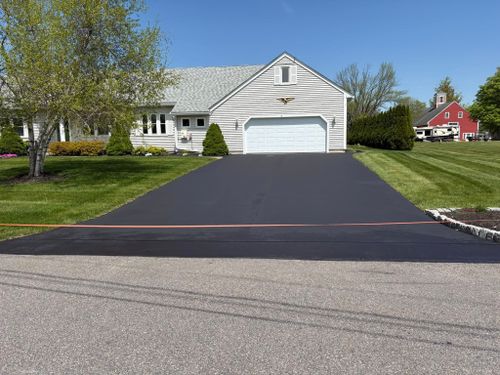 Seal Coating for 2 Brothers Paving & Sealcoating in Alfred, ME