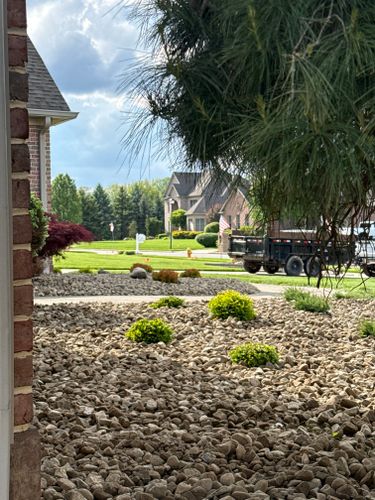 Natural Stone Hardscape for Youngstown Lawn & Patio Design in Canfield, OH