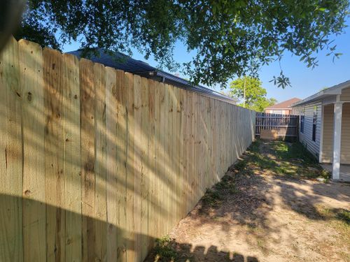 Fence Installation for Bayou Bill's Fencing in Crestview, FL