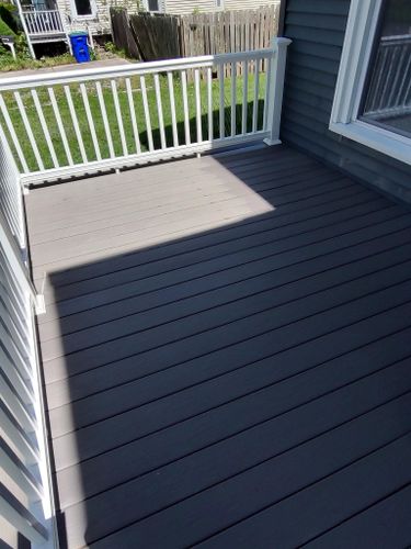 Deck & Patio Cleaning for MMN Cleaning PressureWashing & Gutter Cleaning LLC in Medina, New York
