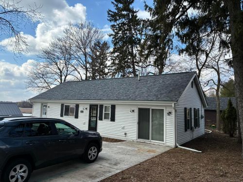  for Nailed It Roofing in Oconomowoc, WI