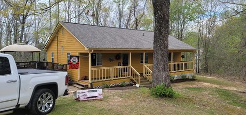 Roofing Installation for Travis Rylee Roofing in Gainesville, GA
