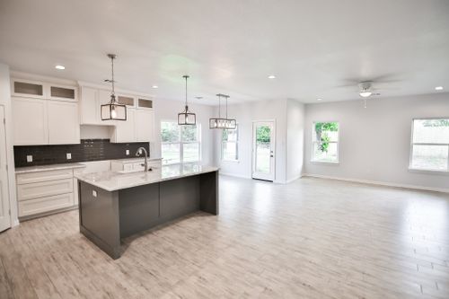 Custom Home Design for Cincero Investment Properties in Cedar Hill, TX