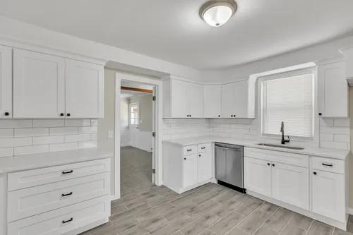 Under Contract: 419 Main St, Somers, CT 06071 for Nelson Foss - Realtor in South Windsor, CT