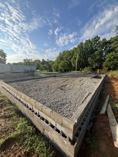  for Paramount Construction in Lexington, KY