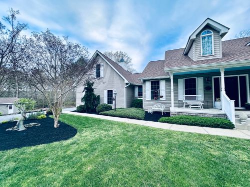 Mulch Installation for Nate's Property Maintenance LLC  in Lusby, MD