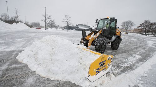 Commercial Snow Plowing & Removal Services for Grassy Turtle Services, LLC.  in Oxford, CT