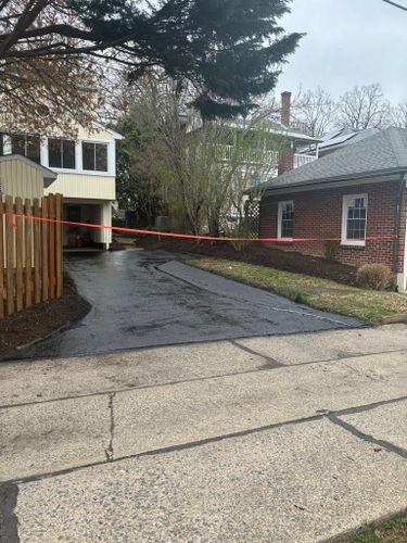 Sealcoating for Chris Asphalt & Sealcoating in Allentown, PA