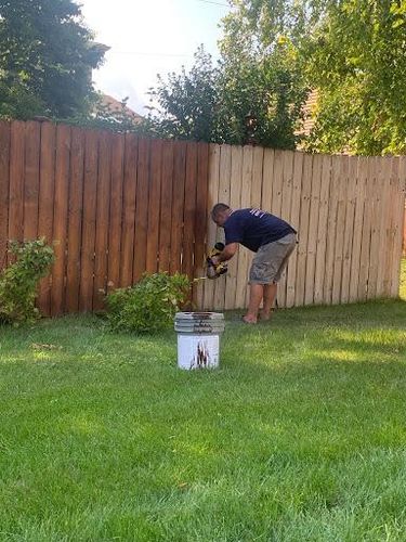 Fence Cleaning and Staining for Fence Medic in Arlington Heights, IL