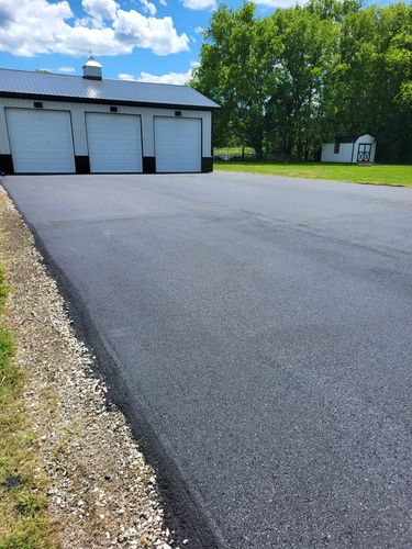  for Absolute Asphalt, Paving & Sealcoating in Lebanon, TN