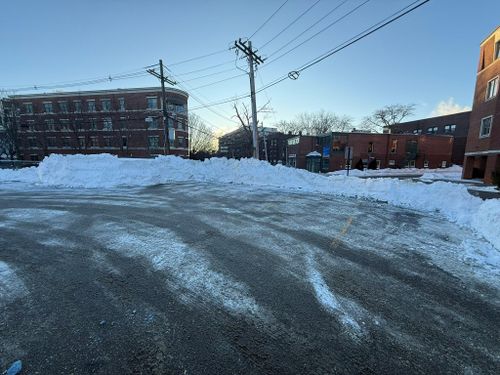 Residential Snow Plowing for LCP Property Management  in Windham, NH