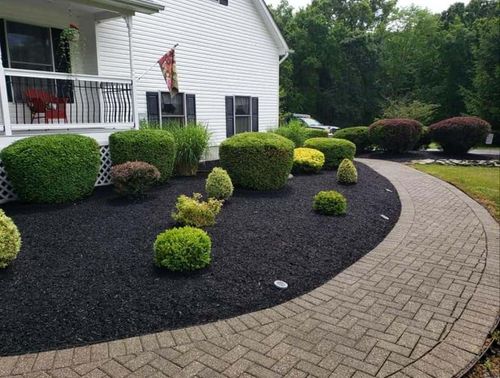 Mulch Installation for Cromlish Cuts  in Springfield, OH 