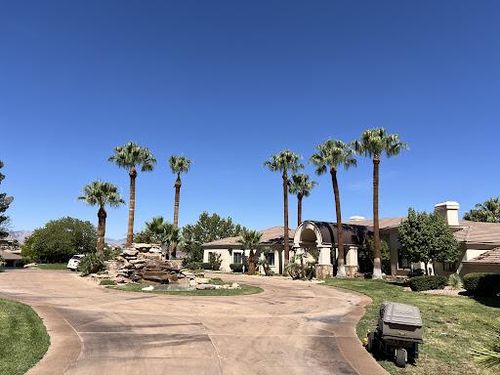 Mowing for Villegas Landscape & Maintenance in St. George, UT