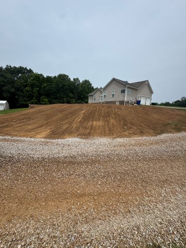 Gravel Services for DIRT PLUS LLC in Bowling Green, KY