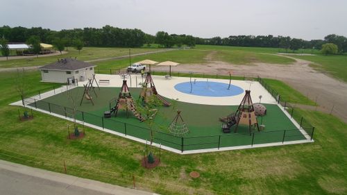  for Divine Designs General Contracting LLC  in Minneapolis, MN