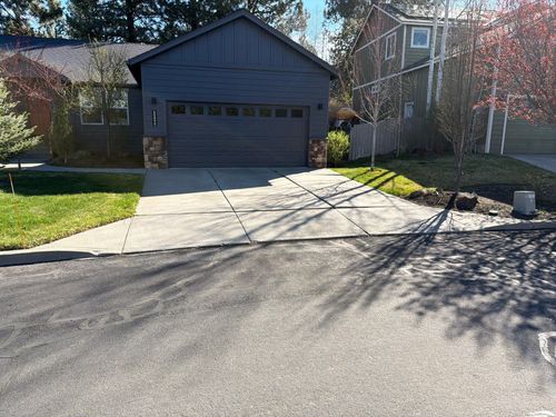 Sidewalk Installation for TJR Concrete and Construction in Bend, OR