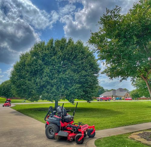 Mowing for Clean Cut Yards in Sherman, Texas