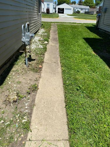 Edging for Davidson Lawn Care LLC in Greensburg, IN